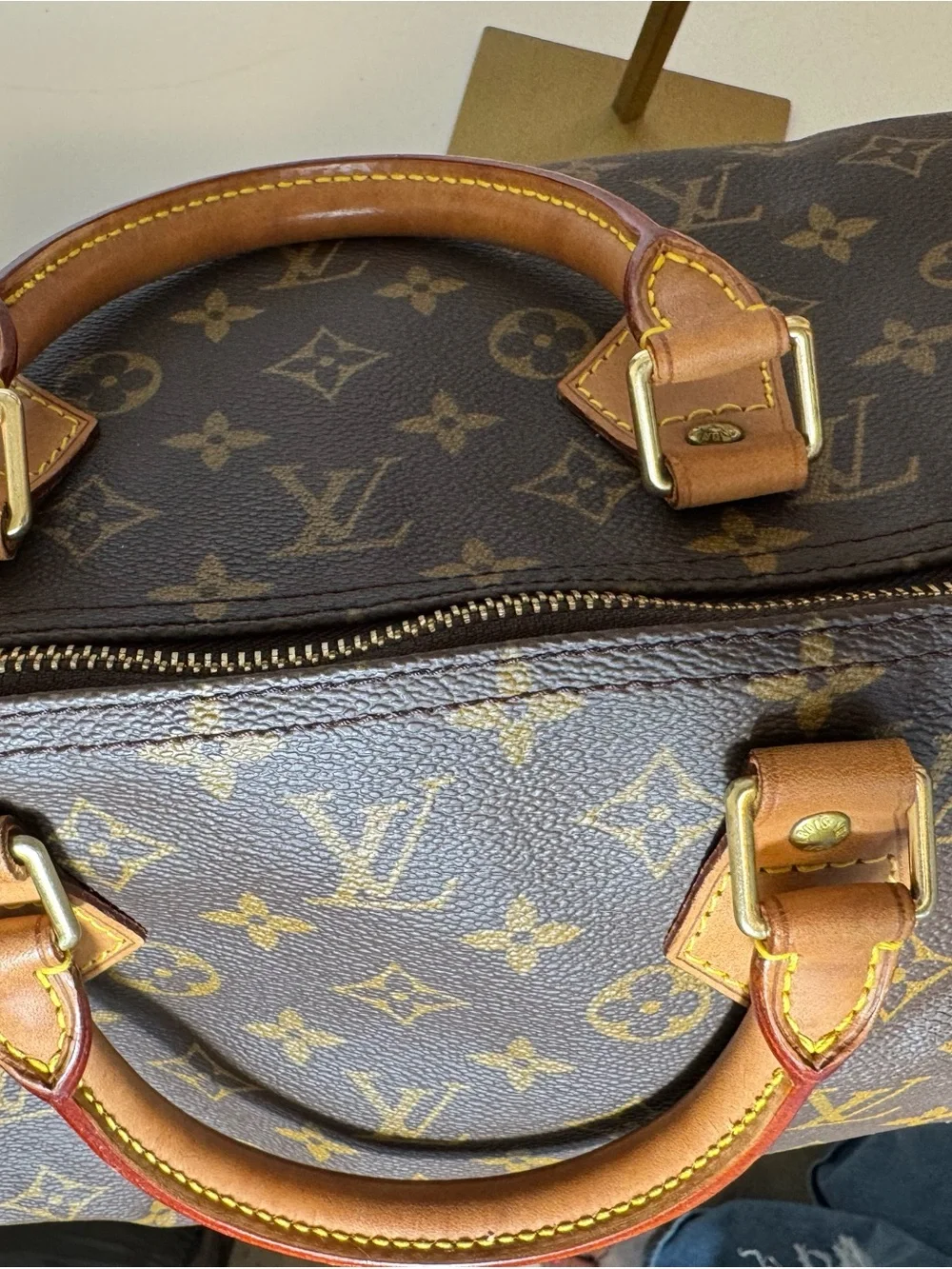 Louis Vuitton Monogram speedy 40